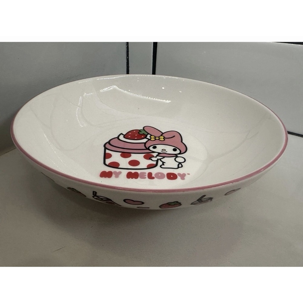 Sanrio My Melody Ceramic Dinner Serving Bowl NEW White Pink Cupcake Hello Kitty